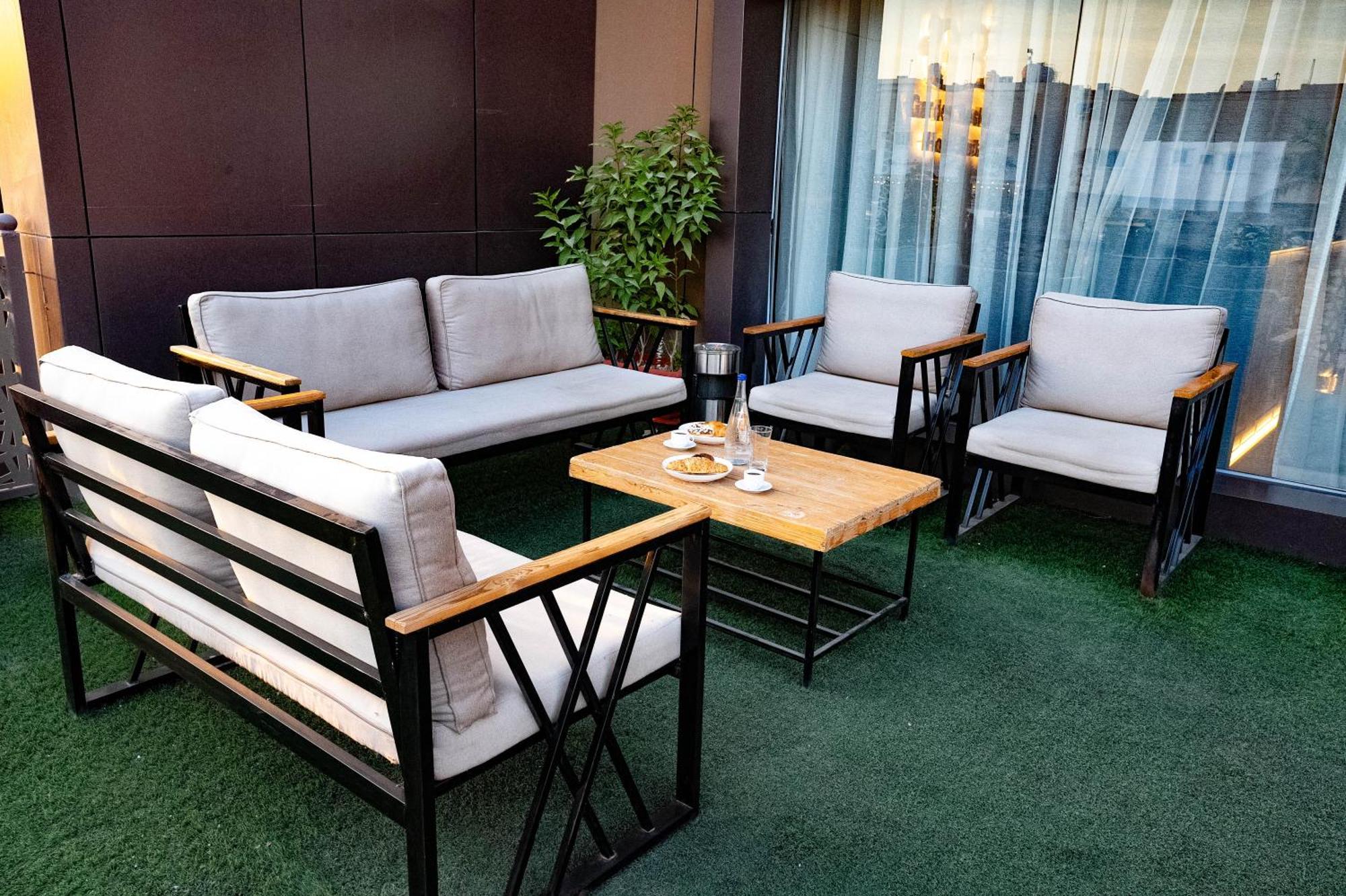 Garden Residence Hotel Riyadh Ngoại thất bức ảnh