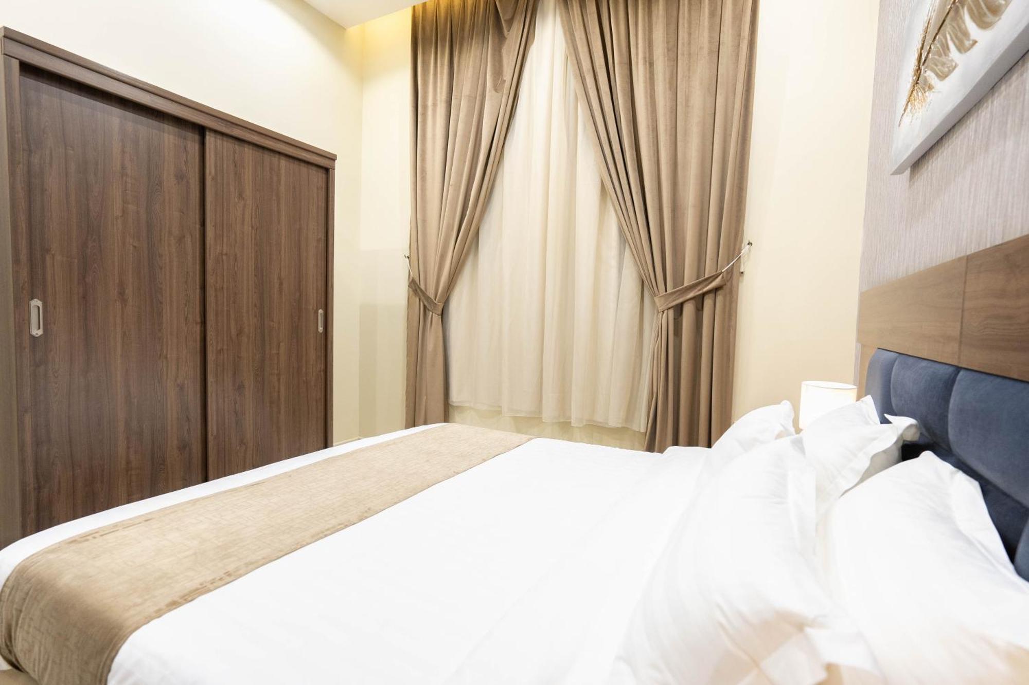 Garden Residence Hotel Riyadh Ngoại thất bức ảnh