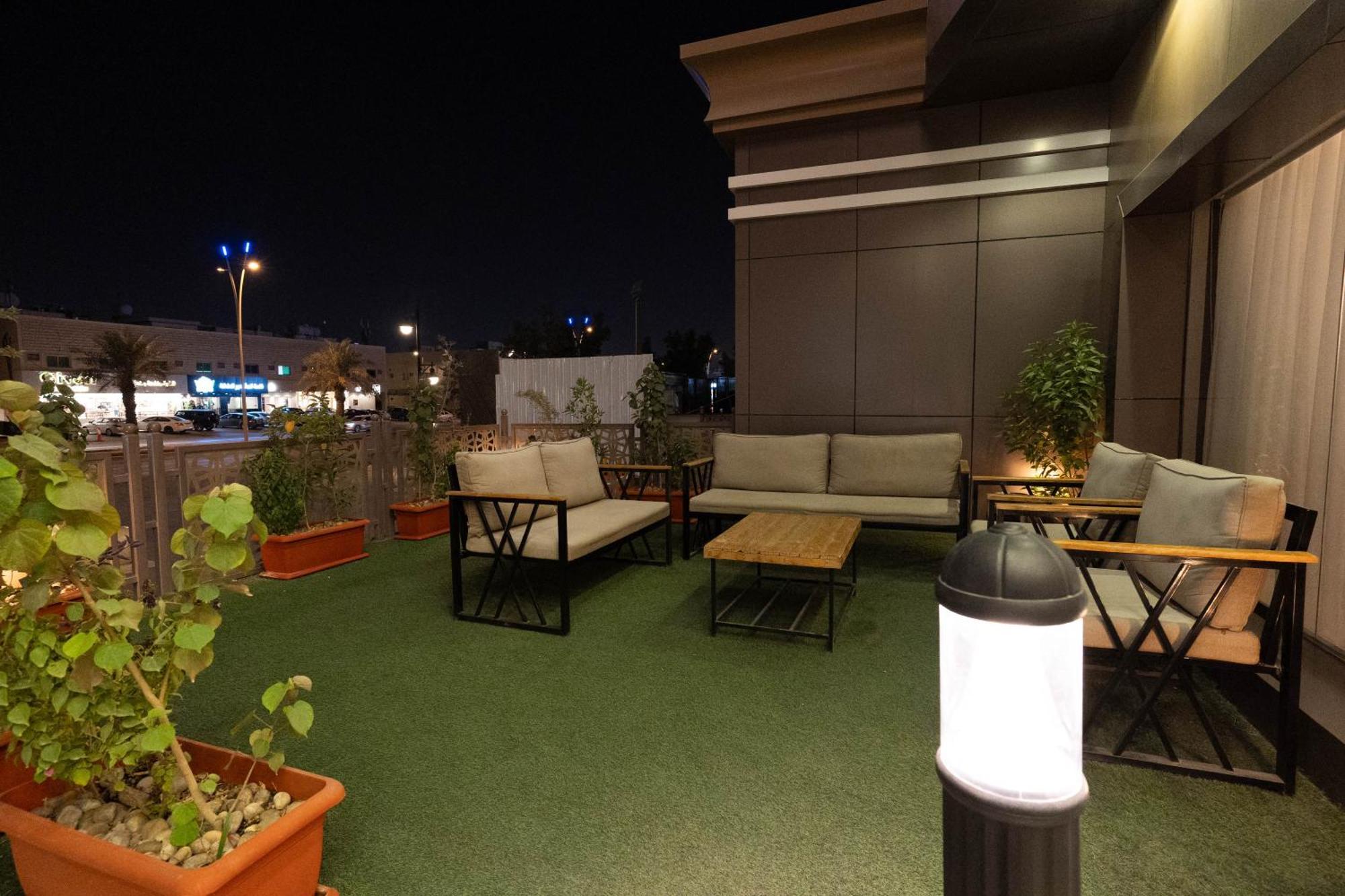 Garden Residence Hotel Riyadh Ngoại thất bức ảnh